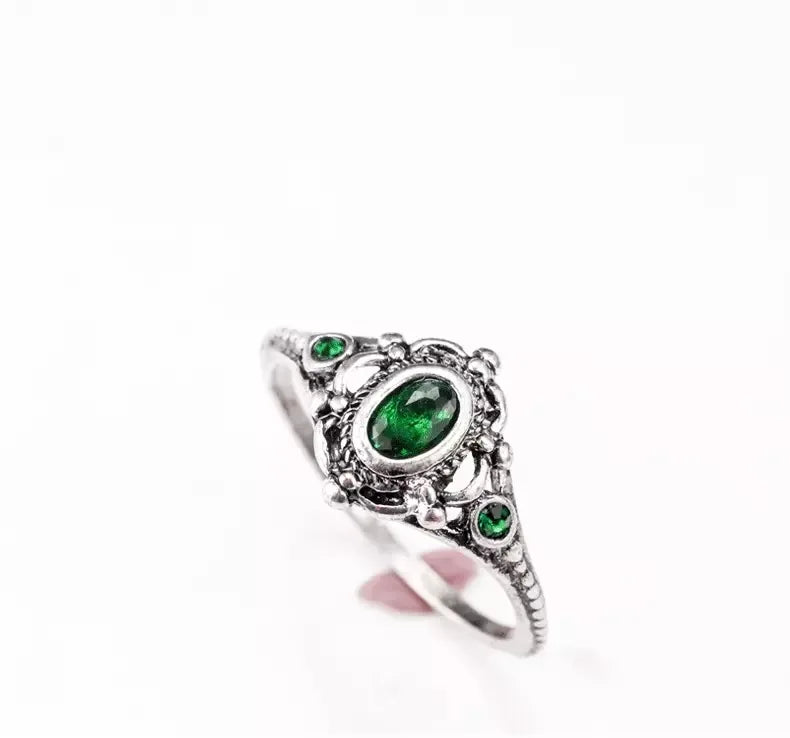 Vintage Oval Crystal Ring